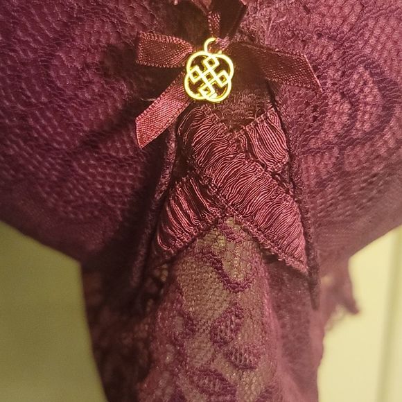 Daisey Fuentes Long Line Bra, PushUp UnderWire 38DD, Maroon, laced Floral - Picture 7 of 10